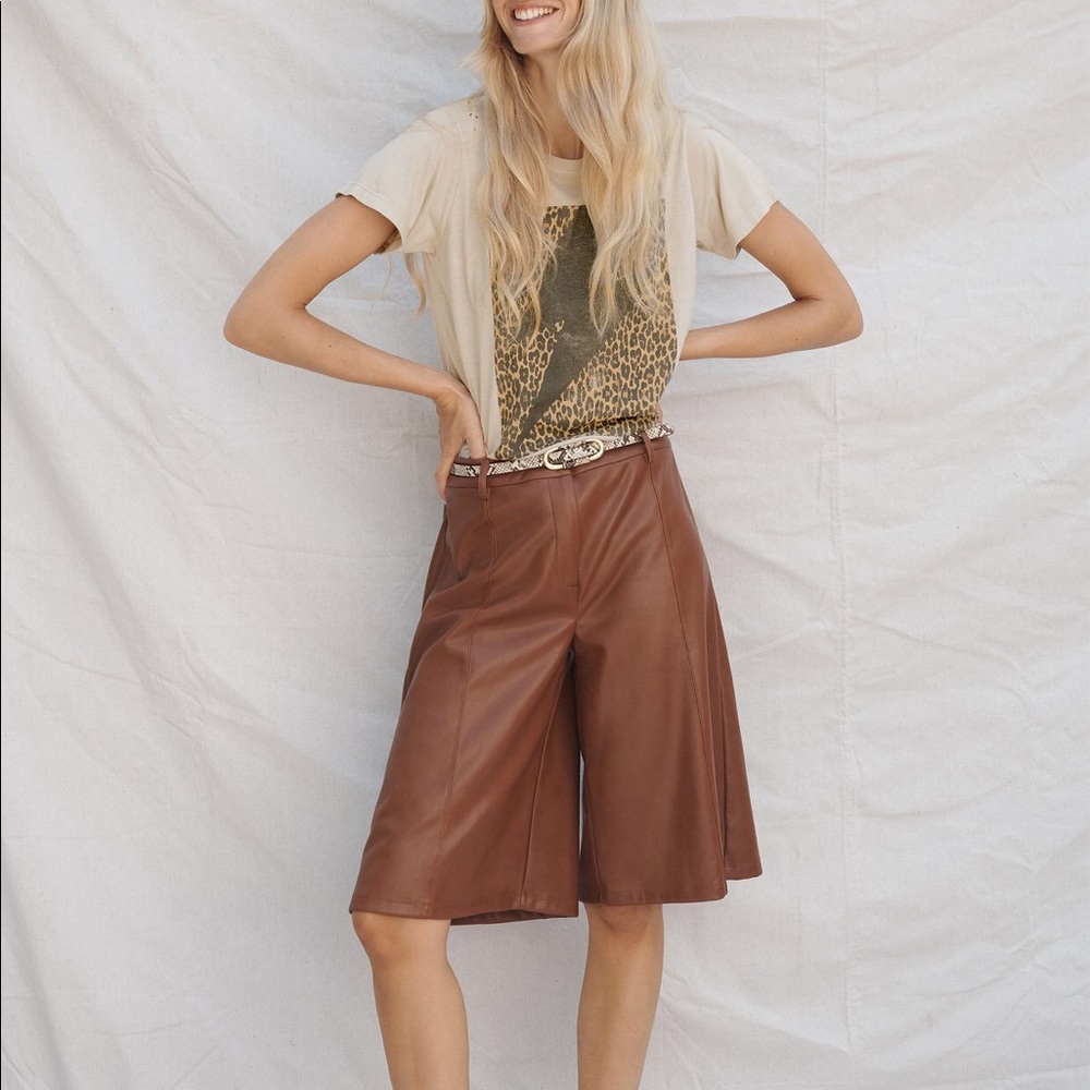 Anthropologie Avec Les Filles faux leather culottes pants Small